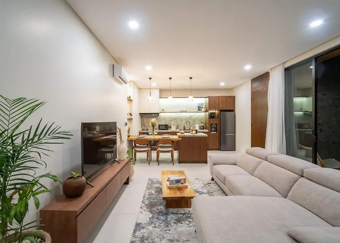 Emerald Hills Complex 2br Luxury *