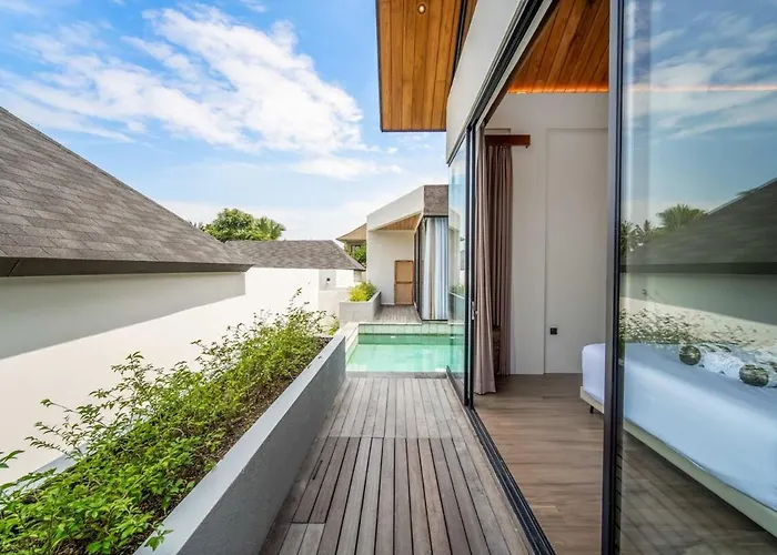 Villa Emerald Hills Complex 2br Luxury